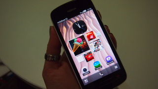 Illustration for article titled Hands-On With the Nokia 808 Pureview: “Some People Think We’ve Gone Too Far”